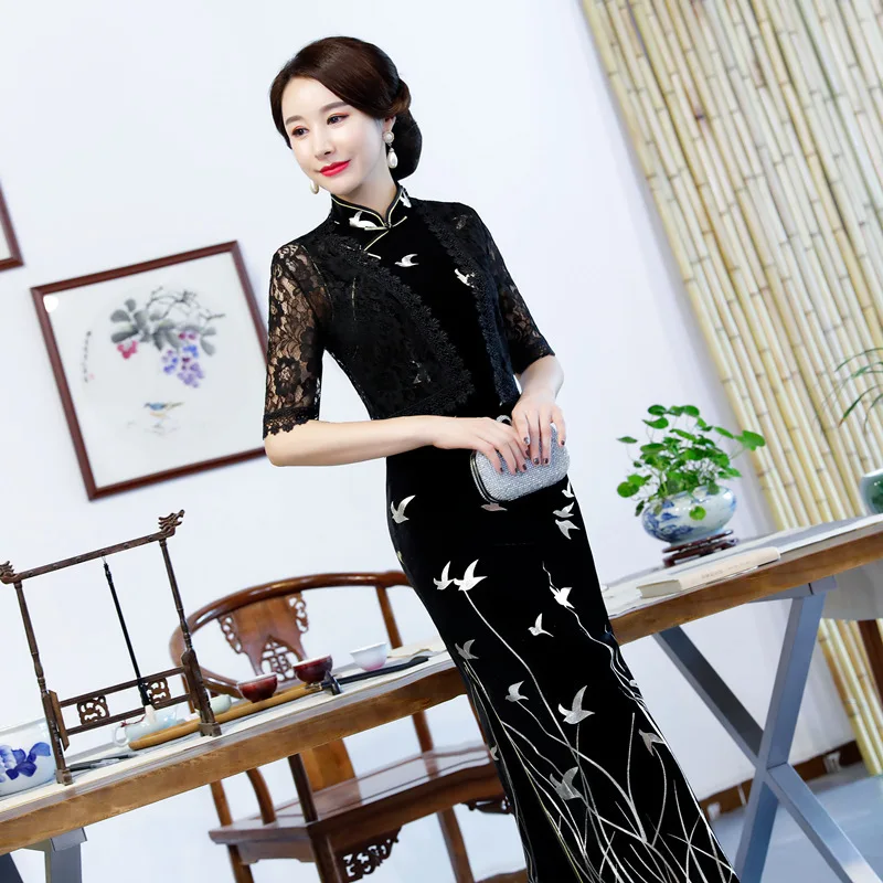 Black Lace Two Piece Vintage Gown Long Cheongsam Modern Orientale Slim Qi Pao Women Chinese Traditional Dress Qipao Promotion
Black Lace Two Piece Vintage Gown Long Cheongsam Modern Orientale Slim Qi Pao Women Chinese Traditional Dress Qipao Promotion