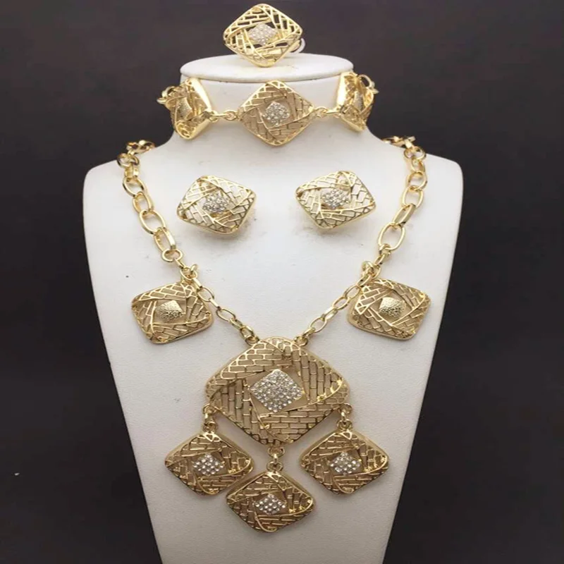Top quality Wholesale Gold New Bridal Jewelry Rhinestone Feather Brand Party Necklace Earrings Bracelet Ring Jewelry Sets
Top quality Wholesale Gold New Bridal Jewelry Rhinestone Feather Brand Party Necklace Earrings Bracelet Ring Jewelry Sets
