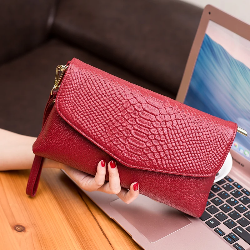 BAQI Women Shoulder Bag Handbags Genuine Cow Leather 2019 Fashion Lady Crossbody Bags Women Messenger Bag Evening Bag Purse Girl
BAQI Women Shoulder Bag Handbags Genuine Cow Leather 2019 Fashion Lady Crossbody Bags Women Messenger Bag Evening Bag Purse Girl