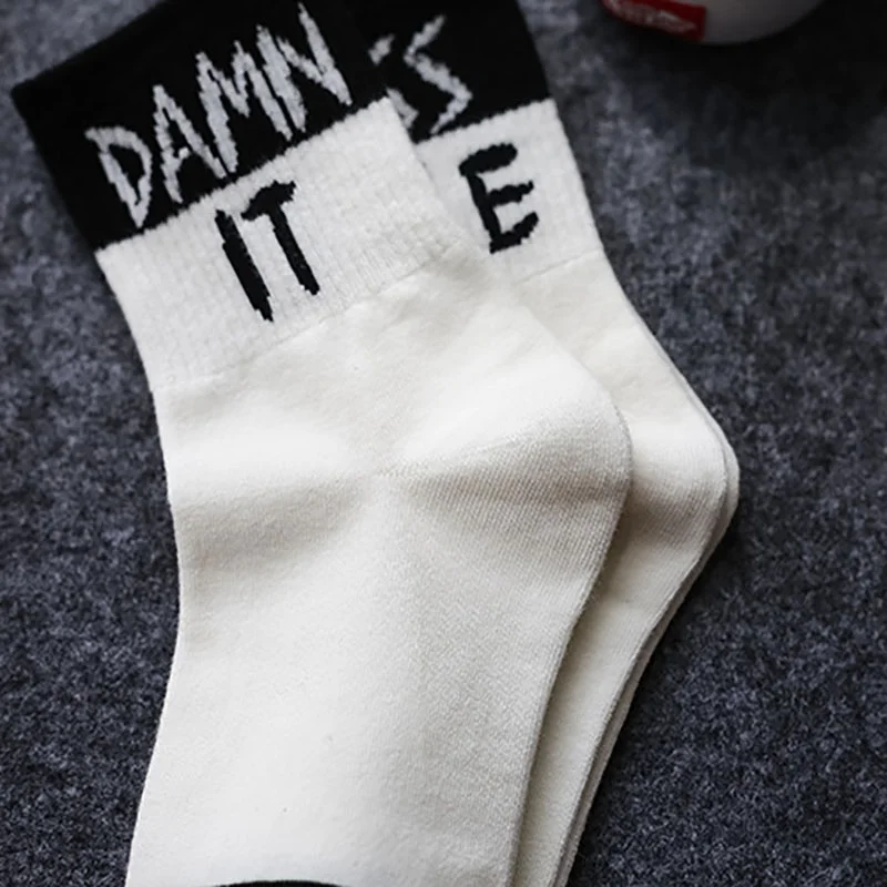 1 Pair Sports Socks Four Seasons Female Socks Hip Hop Letter Socks Striped Mid-long Socks Men's Sportswear
1 Pair Sports Socks Four Seasons Female Socks Hip Hop Letter Socks Striped Mid-long Socks Men's Sportswear