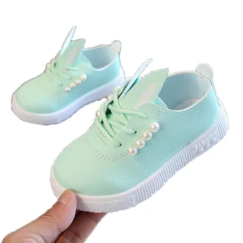 so cute Girls soft soles small white shoes children's breathable baby sneakers princess sneakers 
so cute Girls soft soles small white shoes children's breathable baby sneakers princess sneakers