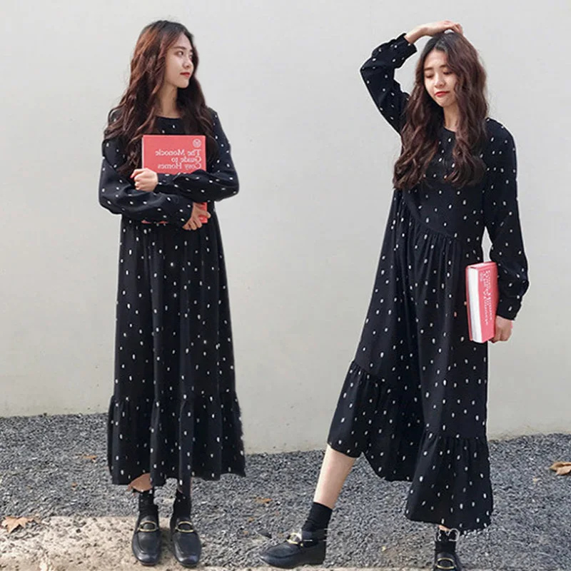 spring autumn women new fashion large size loose thin dress female wave point long chiffon stitching dress bottoming dress lady
spring autumn women new fashion large size loose thin dress female wave point long chiffon stitching dress bottoming dress lady