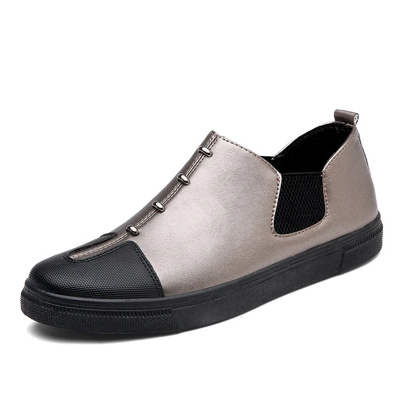 2019 Men Genuine Leather Shoes Rivet Slip on Black White Shoes Real Leather Loafers Mens Moccasins Shoes Italian Designer Shoes
2019 Men Genuine Leather Shoes Rivet Slip on Black White Shoes Real Leather Loafers Mens Moccasins Shoes Italian Designer Shoes