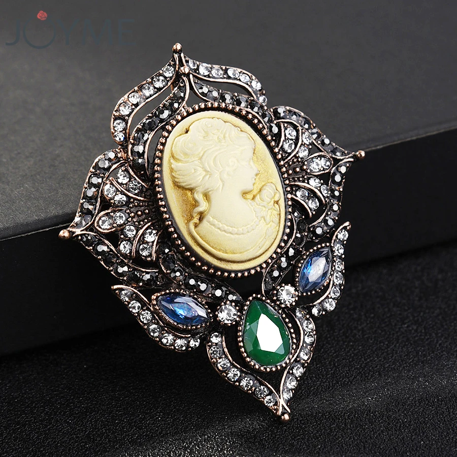 Gothic Queen Brooch Vintage Antique Gold Pins For Women Clothing Dress Accessories with Beauty Head Lady Cameo Pendant Charms
Gothic Queen Brooch Vintage Antique Gold Pins For Women Clothing Dress Accessories with Beauty Head Lady Cameo Pendant Charms