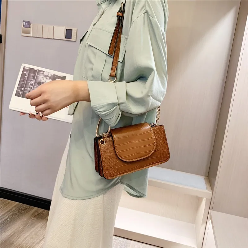Vintage Crocodile Pattern Square Women Bags 2019 Luxury Handbags Women Bags Designer Brand Chains Female Shoulder Crossbody Bags
Vintage Crocodile Pattern Square Women Bags 2019 Luxury Handbags Women Bags Designer Brand Chains Female Shoulder Crossbody Bags