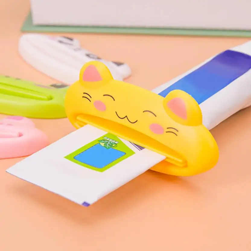 ISHOWTIENDA HOT 1pc 9cm * 4cm Bathroom Home Tube Rolling Carrier Squeezer Easy Toothpaste Cartoon Dispenser
ISHOWTIENDA HOT 1pc 9cm * 4cm Bathroom Home Tube Rolling Carrier Squeezer Easy Toothpaste Cartoon Dispenser