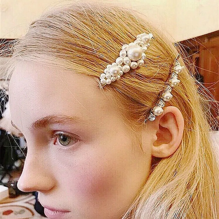 1(pcs/sell) Sexy Elegant Pearl Hair Clip Korean Design Hairband Comb Bobby Pin Barrette Hairpin Headdress Accessories
1(pcs/sell) Sexy Elegant Pearl Hair Clip Korean Design Hairband Comb Bobby Pin Barrette Hairpin Headdress Accessories