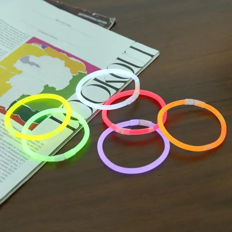 100pcs Fluorescence Light Glow Sticks Bracelets Necklaces for Wedding Party Festival Stage Costume Glowstick Neon Light Stick
100pcs Fluorescence Light Glow Sticks Bracelets Necklaces for Wedding Party Festival Stage Costume Glowstick Neon Light Stick