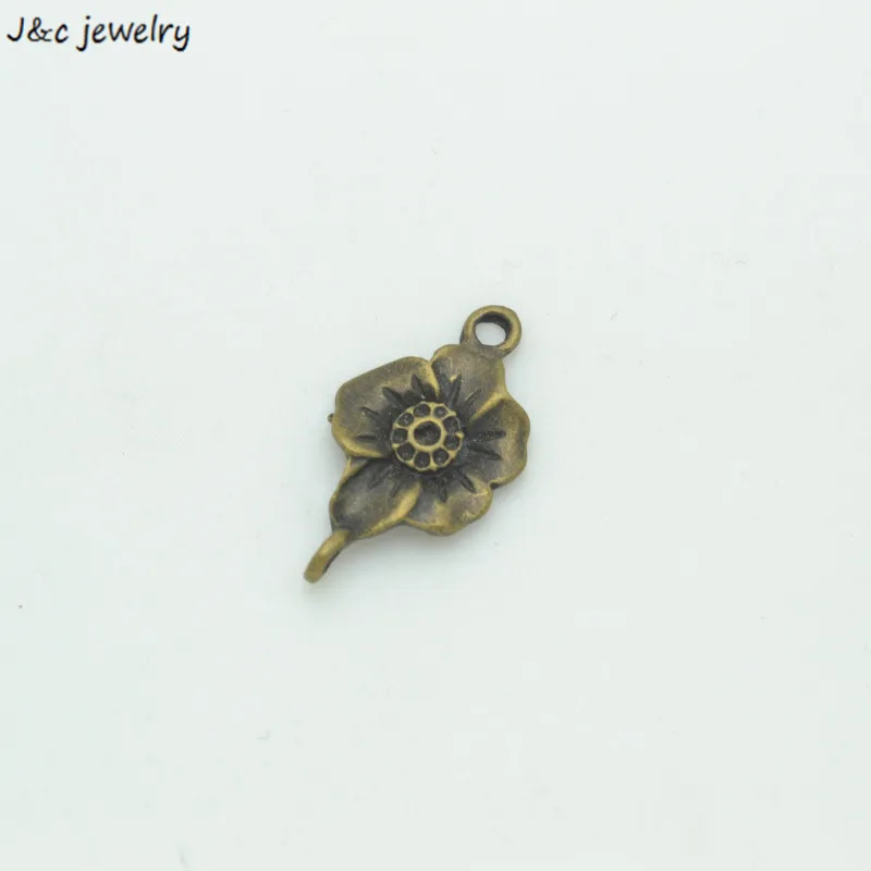 Wholesale 30Pcs antique bronze Charms flower pendant fit DIY bracelet necklace 22*12mm 3578A
Wholesale 30Pcs antique bronze Charms flower pendant fit DIY bracelet necklace 22*12mm 3578A