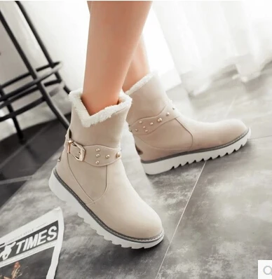 Autumn and winter snow boots 2017 new Japan and South Korea sweet wild school boots with the size of the code size boots
Autumn and winter snow boots 2017 new Japan and South Korea sweet wild school boots with the size of the code size boots