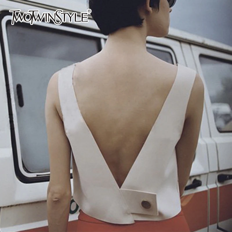 TWOTWINSTYLE Backless Vest For Women V Neck Sleeveless Basic Pullover Short Waistcoats 2019 Spring Fashion Large Size Clothing
TWOTWINSTYLE Backless Vest For Women V Neck Sleeveless Basic Pullover Short Waistcoats 2019 Spring Fashion Large Size Clothing