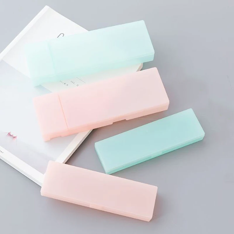 1 pc cute transparent pencil case pencil box Plastic storage box Learning stationery Office Supplies
1 pc cute transparent pencil case pencil box Plastic storage box Learning stationery Office Supplies