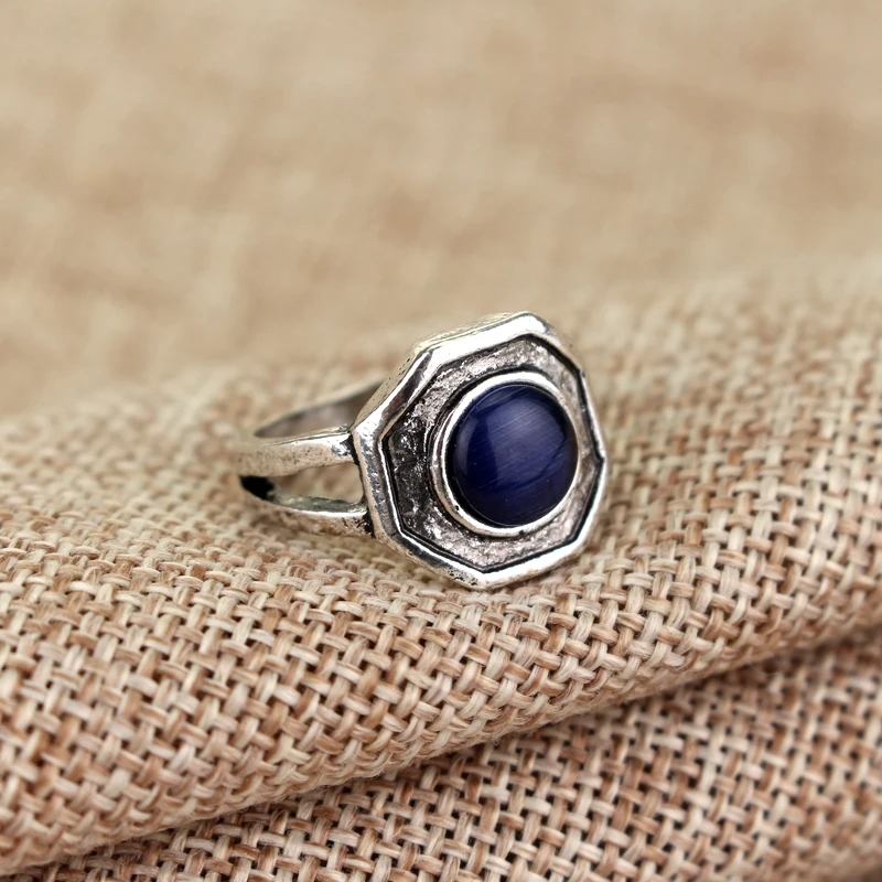 Fashion Jewelry Vampire Diary The Mikaelson Originals Family Ring Klaus Rebekah Elijah Finn Kol Mikael's ring
Fashion Jewelry Vampire Diary The Mikaelson Originals Family Ring Klaus Rebekah Elijah Finn Kol Mikael's ring