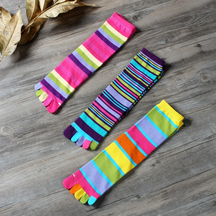 2 Pairs Cotton Five Finger Stockings Female High Tube Warm Colorful Stripes Autumn Winter 5 Toe Splitting Female Stockings Women
2 Pairs Cotton Five Finger Stockings Female High Tube Warm Colorful Stripes Autumn Winter 5 Toe Splitting Female Stockings Women
