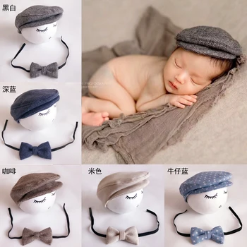 Newborn Photography Costumes Baby Hat + Bow Tie Baby Boy Photo Props Gentlemen Beret Infant Photograpy Accessories
Newborn Photography Costumes Baby Hat + Bow Tie Baby Boy Photo Props Gentlemen Beret Infant Photograpy Accessories