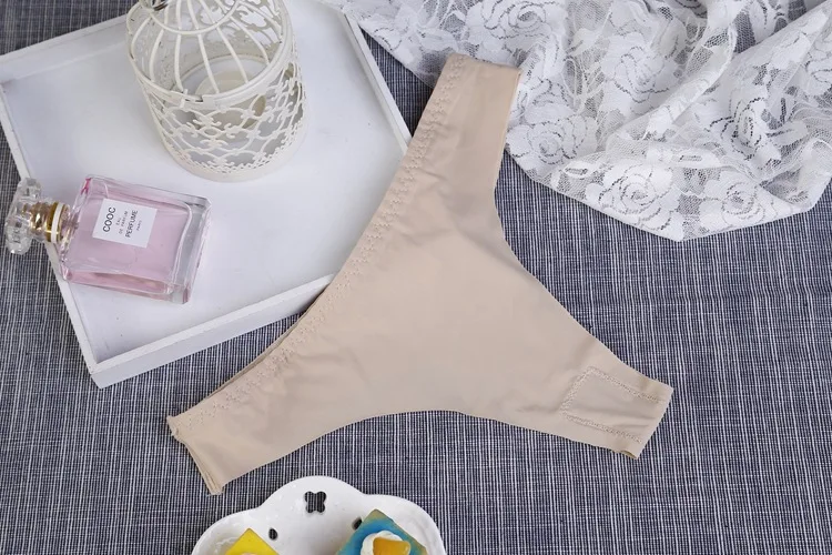 UIECOE New Sexy Women G String Thongs Low Waist Tanga Briefs Sexy Panties Ladies' Seamless Lingerie Female Underwear Thong
UIECOE New Sexy Women G String Thongs Low Waist Tanga Briefs Sexy Panties Ladies' Seamless Lingerie Female Underwear Thong