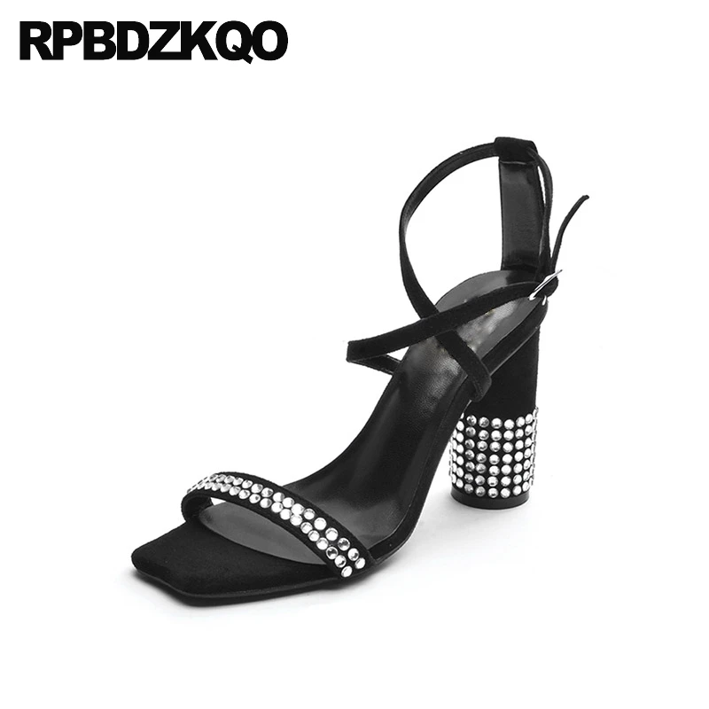 Suede 2019 Shoes Embellished Crystal Chunky Rhinestone Jewel Nice Bling Sandals Block Black Women Open Toe Heels Diamond Pumps
Suede 2019 Shoes Embellished Crystal Chunky Rhinestone Jewel Nice Bling Sandals Block Black Women Open Toe Heels Diamond Pumps