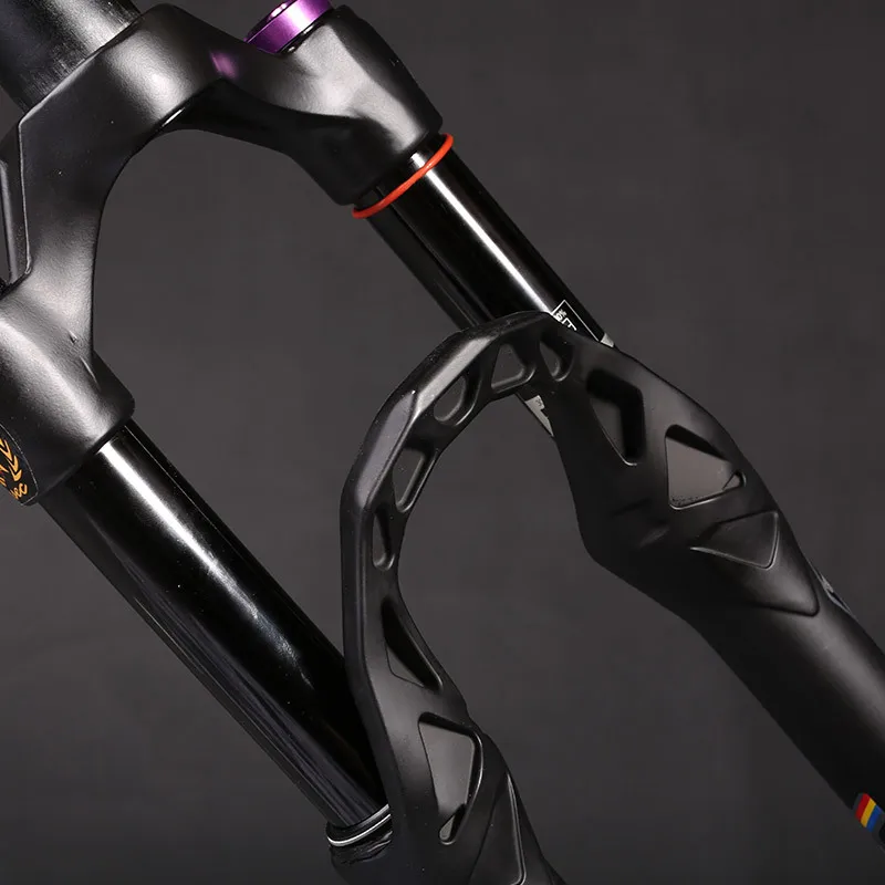 MTB High Quality Mountain Bike Fork 26 27.5 29 Inch Cone Tube Black Tube Damping Air Fork Three Types Are Chose
MTB High Quality Mountain Bike Fork 26 27.5 29 Inch Cone Tube Black Tube Damping Air Fork Three Types Are Chose