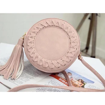 Fashion Round Women Tassel Bag Woven Crossbody Bags For Womens Shoulder Bag Ladies Cute Knitting Circular Women Messenger Bag
Fashion Round Women Tassel Bag Woven Crossbody Bags For Womens Shoulder Bag Ladies Cute Knitting Circular Women Messenger Bag