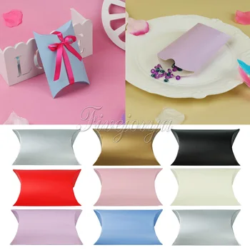 50Pcs/lot Paperboard Pillow Boxes Candy Box Wedding Party Favors and Gifts Boxes for Guests Xmas Decorations 9cm x 13cm x 3.5cm
50Pcs/lot Paperboard Pillow Boxes Candy Box Wedding Party Favors and Gifts Boxes for Guests Xmas Decorations 9cm x 13cm x 3.5cm