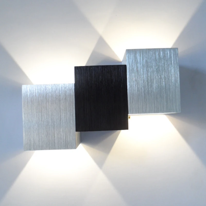 1pce 6W New Modern LED Sconce Wall-Mounted Light with Aluminum for Aisle Bedroom Fixture Porch Background Stair or Sitting Light
1pce 6W New Modern LED Sconce Wall-Mounted Light with Aluminum for Aisle Bedroom Fixture Porch Background Stair or Sitting Light