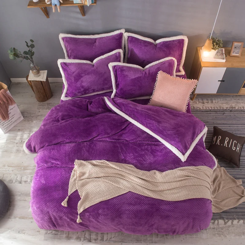 Fleece Fabric Velvet Bedding Sets Foft BedSet 4 pcs Bedclothes Winter Bed Sheet Warm Pillowcases Double Bed
Fleece Fabric Velvet Bedding Sets Foft BedSet 4 pcs Bedclothes Winter Bed Sheet Warm Pillowcases Double Bed
