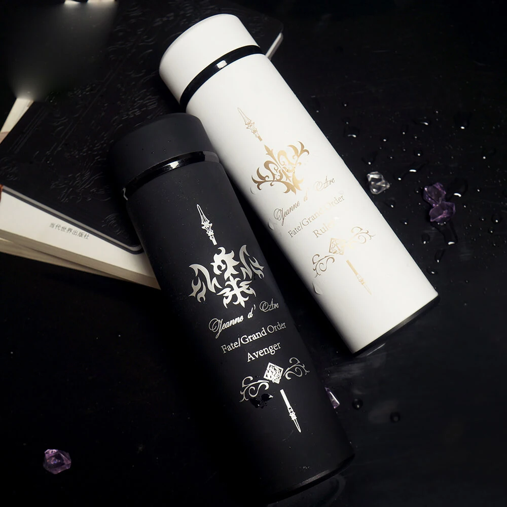 Anime Fate/Zero Grand Order Apocrypha Joan of Arc Cosplay Cup Water Drinking Vaccum Thermos Bottle Student Gift
Anime Fate/Zero Grand Order Apocrypha Joan of Arc Cosplay Cup Water Drinking Vaccum Thermos Bottle Student Gift