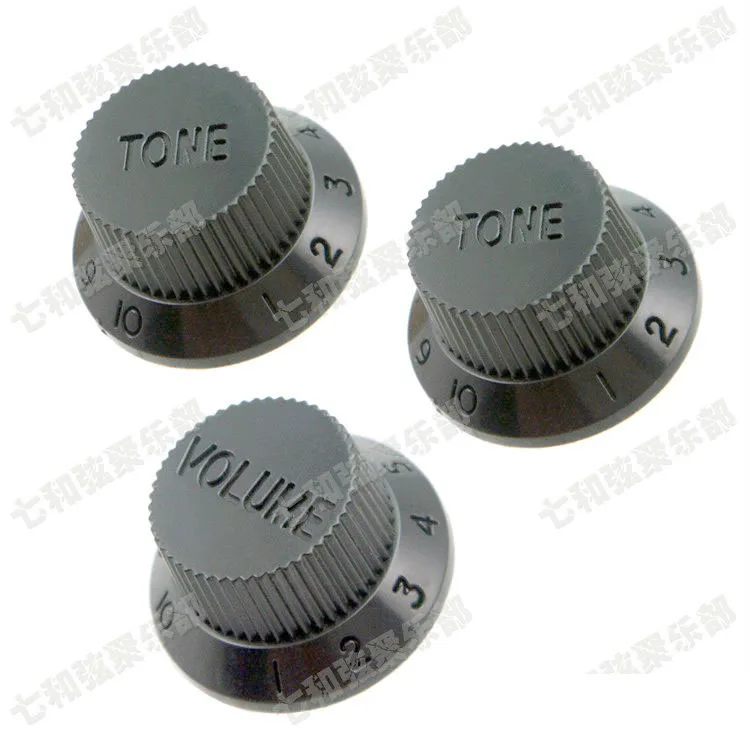 A set of 3 pcs Black Guitar Speed Control Knobs for Electric Guitar (1 Volume&2 Tone) (Figures do not fill color)
A set of 3 pcs Black Guitar Speed Control Knobs for Electric Guitar (1 Volume&2 Tone) (Figures do not fill color)