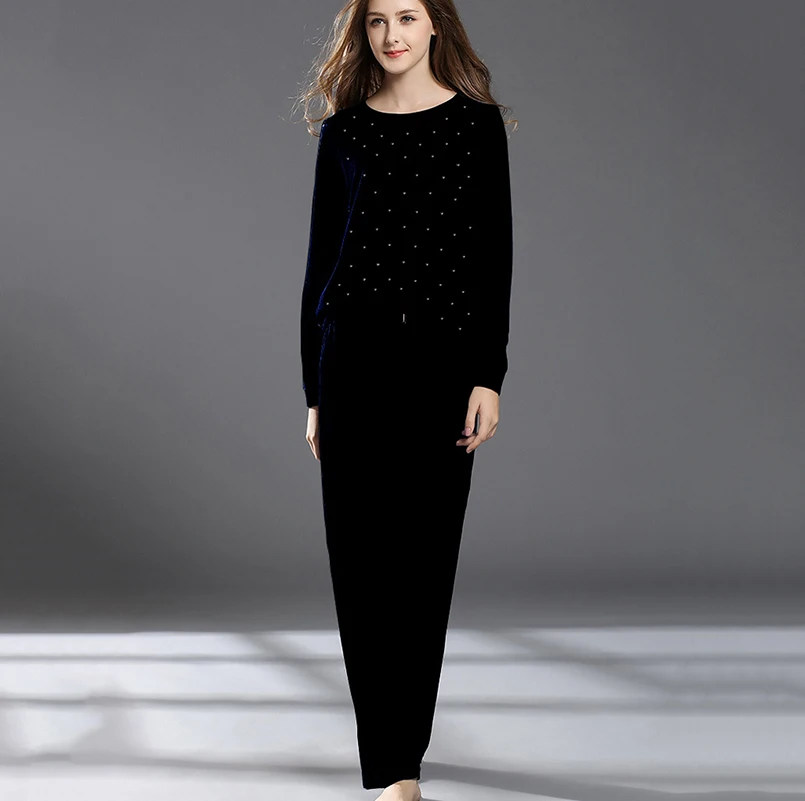 Winter velvet pajamas women black rhinestone tops+long pants home suit comfortable pajama female
Winter velvet pajamas women black rhinestone tops+long pants home suit comfortable pajama female