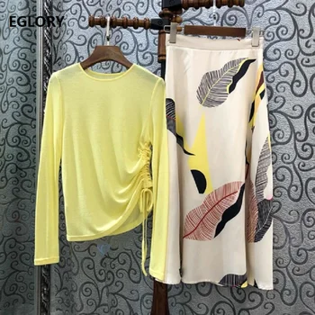 High Quality Designer Clothing Sets 2019 Autumn Fashion Sweater Suits Women Drawstring Long Sleeve Yellow Sweater+Mid-Calf Skirt
High Quality Designer Clothing Sets 2019 Autumn Fashion Sweater Suits Women Drawstring Long Sleeve Yellow Sweater+Mid-Calf Skirt