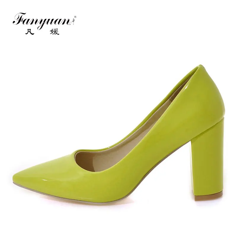 Fanyuan Dress Shoes Women Party Pumps Pointed Toe Solid Patent Leather Thick High Heels 2017 Spring Summer Nude Pumps Plus Size
Fanyuan Dress Shoes Women Party Pumps Pointed Toe Solid Patent Leather Thick High Heels 2017 Spring Summer Nude Pumps Plus Size