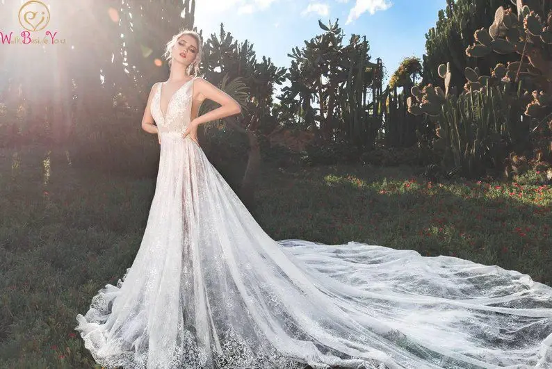 Sexy Deep V Neck Elegant Long vestido de noiva Simple White A Line Sleeveless Soft Lace Formal Wedding Dress robe de mariee 2019
Sexy Deep V Neck Elegant Long vestido de noiva Simple White A Line Sleeveless Soft Lace Formal Wedding Dress robe de mariee 2019
