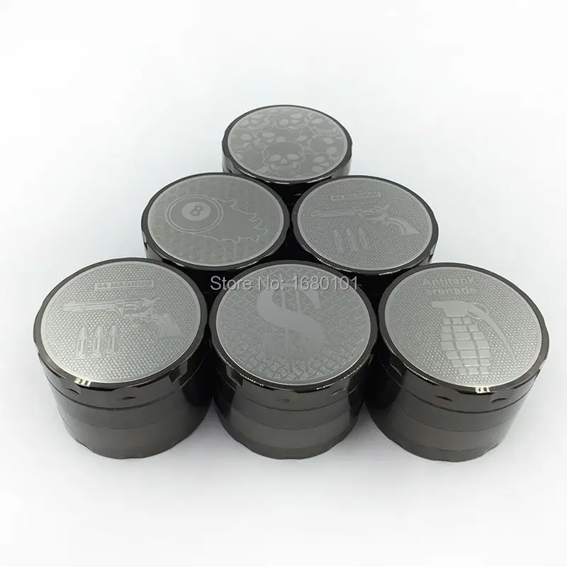 Supreme black grinder weed, four into the pattern of the design of the grinding machine, easy to use, free delivery
Supreme black grinder weed, four into the pattern of the design of the grinding machine, easy to use, free delivery