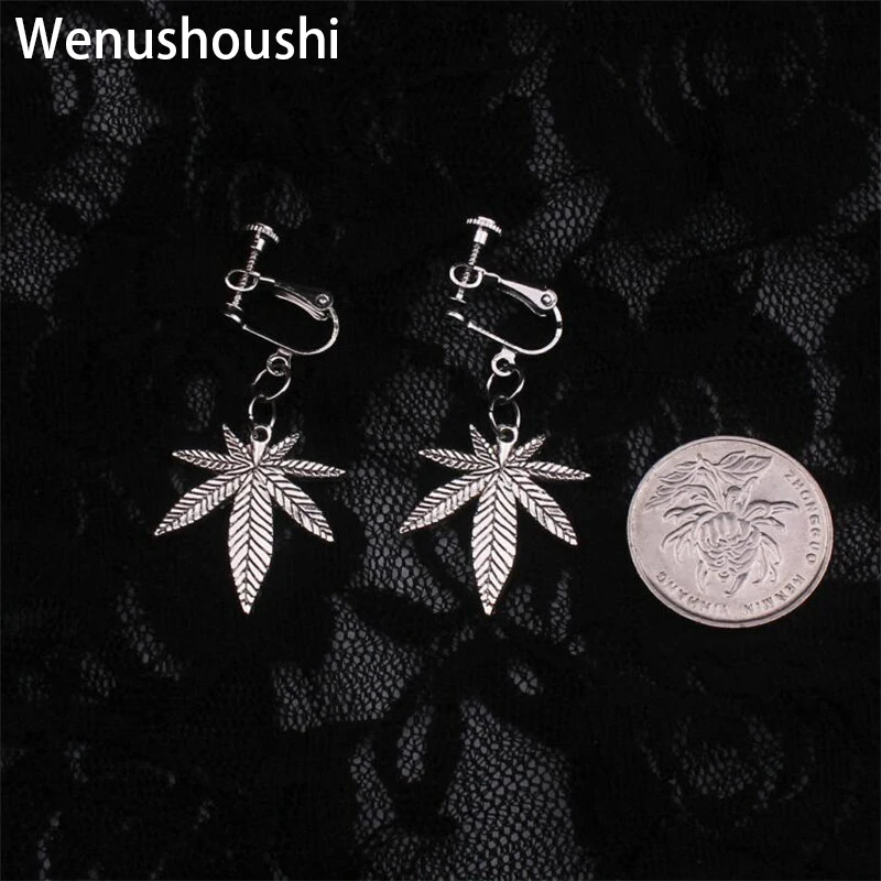 Hemp leaf clip on earring vintage plant clip earrings without piercing girls ear clip earcuff for women drop ship
Hemp leaf clip on earring vintage plant clip earrings without piercing girls ear clip earcuff for women drop ship