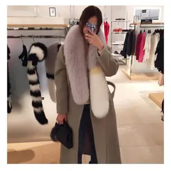 MIARA.L Korean color matching fox fur grass scarf female winter thick dual-use shawl student collar long shawl for wholesale
MIARA.L Korean color matching fox fur grass scarf female winter thick dual-use shawl student collar long shawl for wholesale