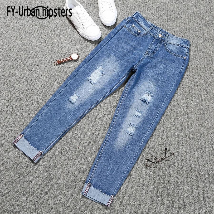Plus size 5XL Hole ripped jeans women harem pants loose ankle-length pants Boyfriends For woman Ladies Straight jeans Cuffed
Plus size 5XL Hole ripped jeans women harem pants loose ankle-length pants Boyfriends For woman Ladies Straight jeans Cuffed