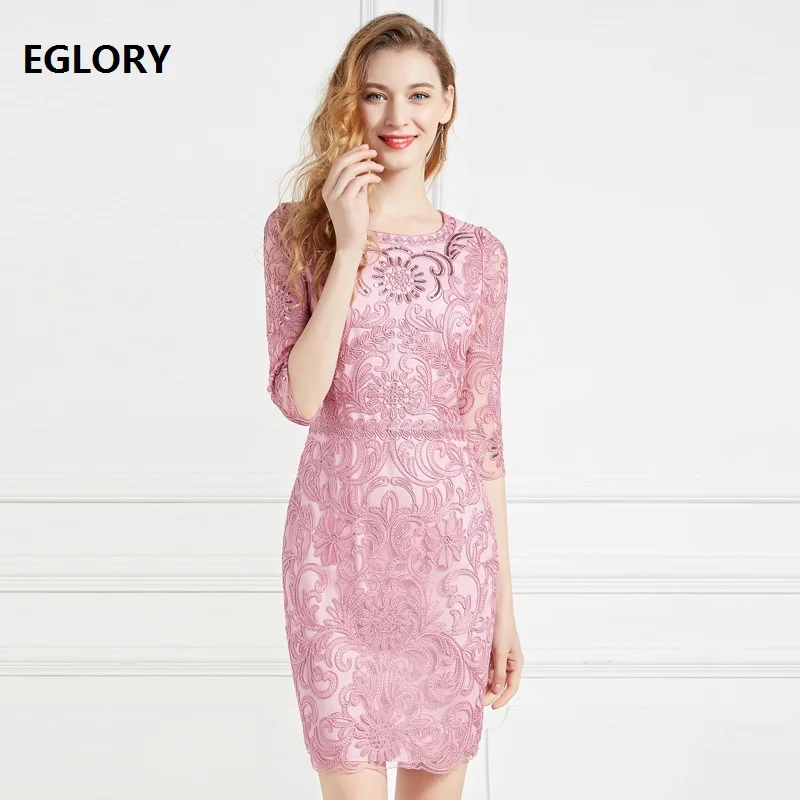Pink Red Lace Dress New Arrival 2019 Spring Summer Party Cocktail Ladies Dresses O-Neck Allover Exquisite Embroidery Dress Knee
Pink Red Lace Dress New Arrival 2019 Spring Summer Party Cocktail Ladies Dresses O-Neck Allover Exquisite Embroidery Dress Knee