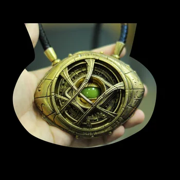 Doctor Strange Argonaut motorcycle GLOW In The DARK Necklace Strange Necklace Eye Can Luminous Eyes Can Opening 1:1 Cos
Doctor Strange Argonaut motorcycle GLOW In The DARK Necklace Strange Necklace Eye Can Luminous Eyes Can Opening 1:1 Cos