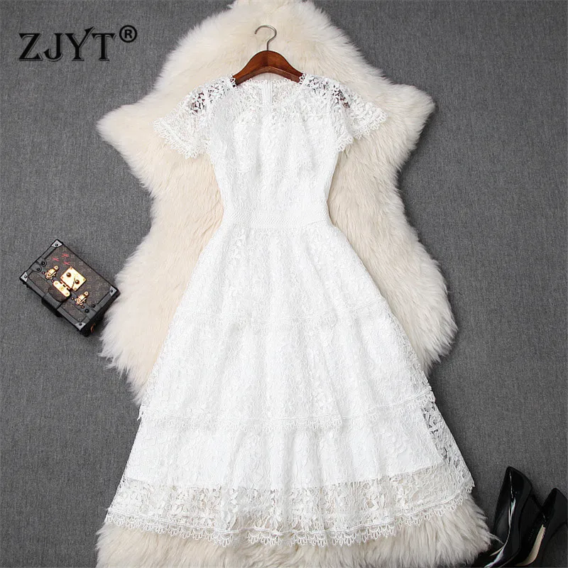 Brand Runway Designer Women Summer Dress 2019 Elegant Lady Cloak Sleeves Hollow Out White Black Lace Party Dresses Sexy Vestidos
Brand Runway Designer Women Summer Dress 2019 Elegant Lady Cloak Sleeves Hollow Out White Black Lace Party Dresses Sexy Vestidos