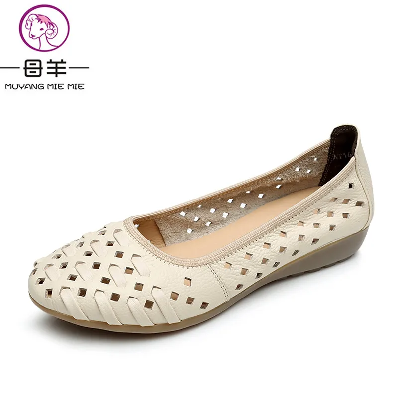 MUYANG MIE MIE Plus Size 34-43 Genuine Leather Flat Women Shoes Woman Soft Sandals Female Summer Shoes Fashion Women Sandals
MUYANG MIE MIE Plus Size 34-43 Genuine Leather Flat Women Shoes Woman Soft Sandals Female Summer Shoes Fashion Women Sandals