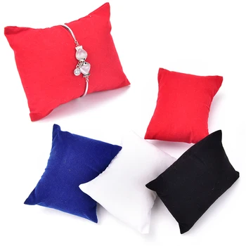 5pcs Jewelry Showcase Display Velvet Pillow Holder Bracelet Watch Boxes Display Pillows Bangle Jewelry For Red White Black Blue
5pcs Jewelry Showcase Display Velvet Pillow Holder Bracelet Watch Boxes Display Pillows Bangle Jewelry For Red White Black Blue