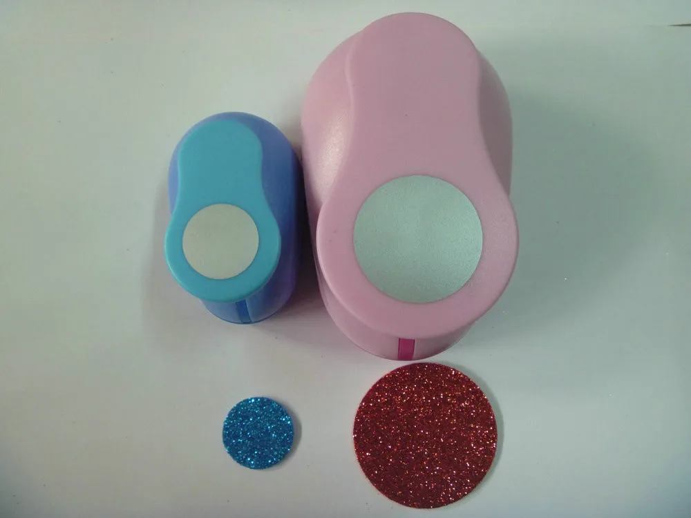 Free shipping 2pcs(1 inch+2 inch)circle craft punch set Punches Scrapbooking round Paper Punch eva punches
Free shipping 2pcs(1 inch+2 inch)circle craft punch set Punches Scrapbooking round Paper Punch eva punches