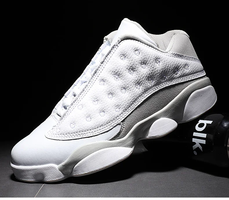 men sneakers