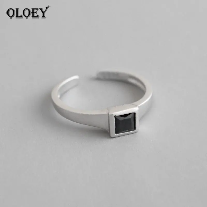 OLOEY 100% Pure 925 Sterling Silver Matte Surface Square Black Zircon Open Rings for Women Korean Fine Party Jewelry Gift YMR787
OLOEY 100% Pure 925 Sterling Silver Matte Surface Square Black Zircon Open Rings for Women Korean Fine Party Jewelry Gift YMR787