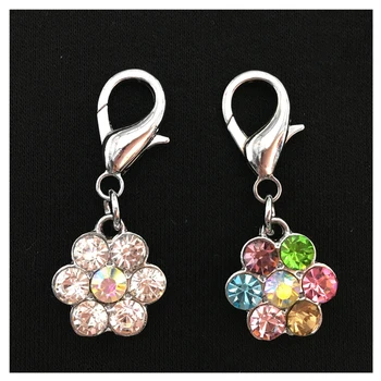 2pcs/lot Rhinestone Flower pet Collar Charm Pet Jewelry Cat dog collar pendant Bone Necklace Collar Puppy collar accessory
2pcs/lot Rhinestone Flower pet Collar Charm Pet Jewelry Cat dog collar pendant Bone Necklace Collar Puppy collar accessory