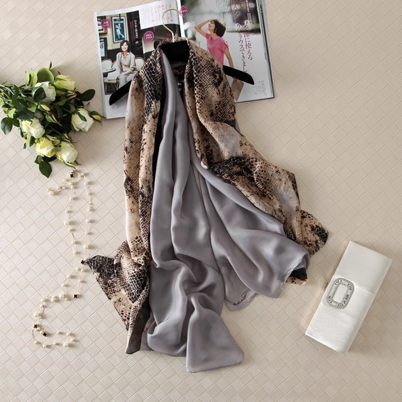 China Supplier Large Silk Scarf Shawls Spring Winter Leopard Oversize Classic Scarves Dubai Malaysia Wraps Hijab |