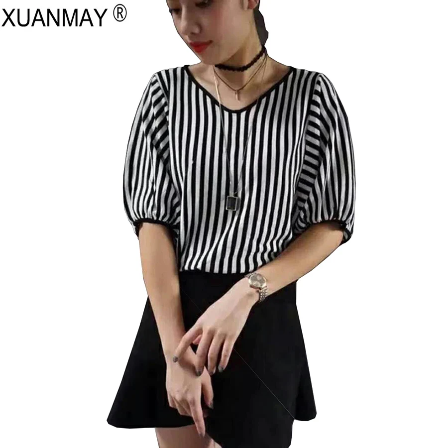 Spring Women Striped Casual Pullover Thin Sweater Korean Fashion Knitting Pullover Sweater Spring Loose Women's tops
Spring Women Striped Casual Pullover Thin Sweater Korean Fashion Knitting Pullover Sweater Spring Loose Women's tops