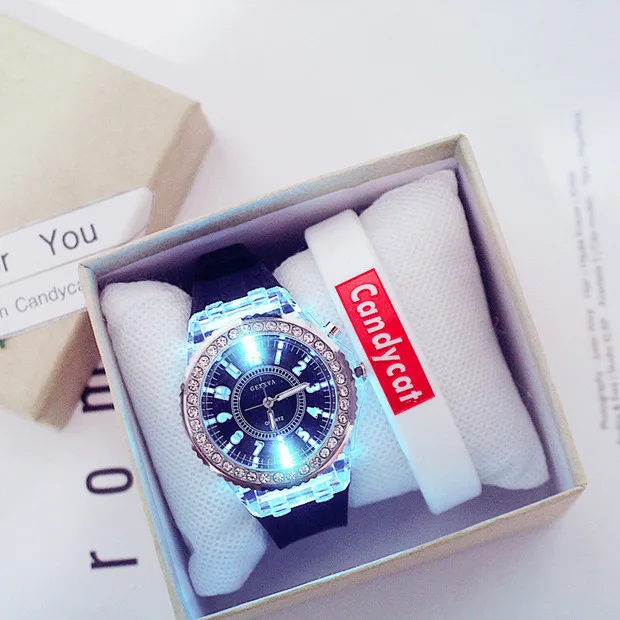 Men Watch Fashion brand women watch lady couple luminous light rhinestone waterproof quartz wristwatch Relogio Masculino
Men Watch Fashion brand women watch lady couple luminous light rhinestone waterproof quartz wristwatch Relogio Masculino