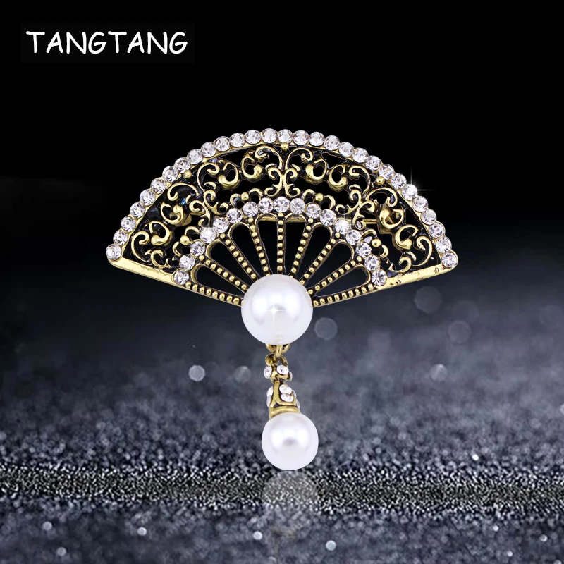 Antique Gold Rhinestone Pearl Pendant Brooch Vintage Janpanese Style Fans For Female Jewelry Accessories Scarf Pins Hollow Charm
Antique Gold Rhinestone Pearl Pendant Brooch Vintage Janpanese Style Fans For Female Jewelry Accessories Scarf Pins Hollow Charm