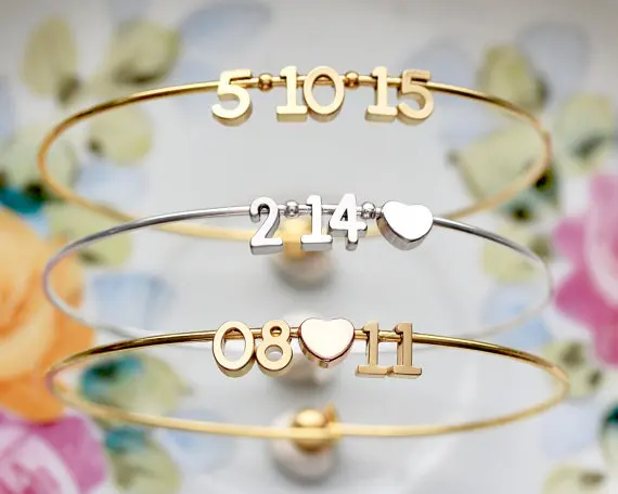 New Design Special Custom Bangles Personalised Name Gold& Silver Bracelet Custom any Initial Letter Name Trendy Bracelet
New Design Special Custom Bangles Personalised Name Gold& Silver Bracelet Custom any Initial Letter Name Trendy Bracelet